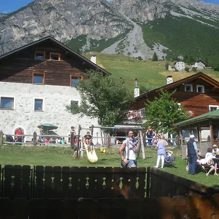 Farm stay Raethia