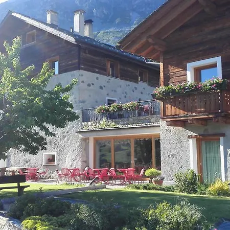 Farm stay Raethia Isolaccia
